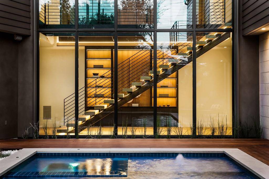 2308 Hartford RD, Austin, TX 78703