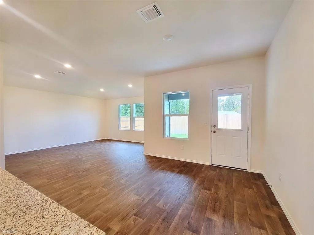 14504 Fitzgibbon DR, Austin, TX 78725
