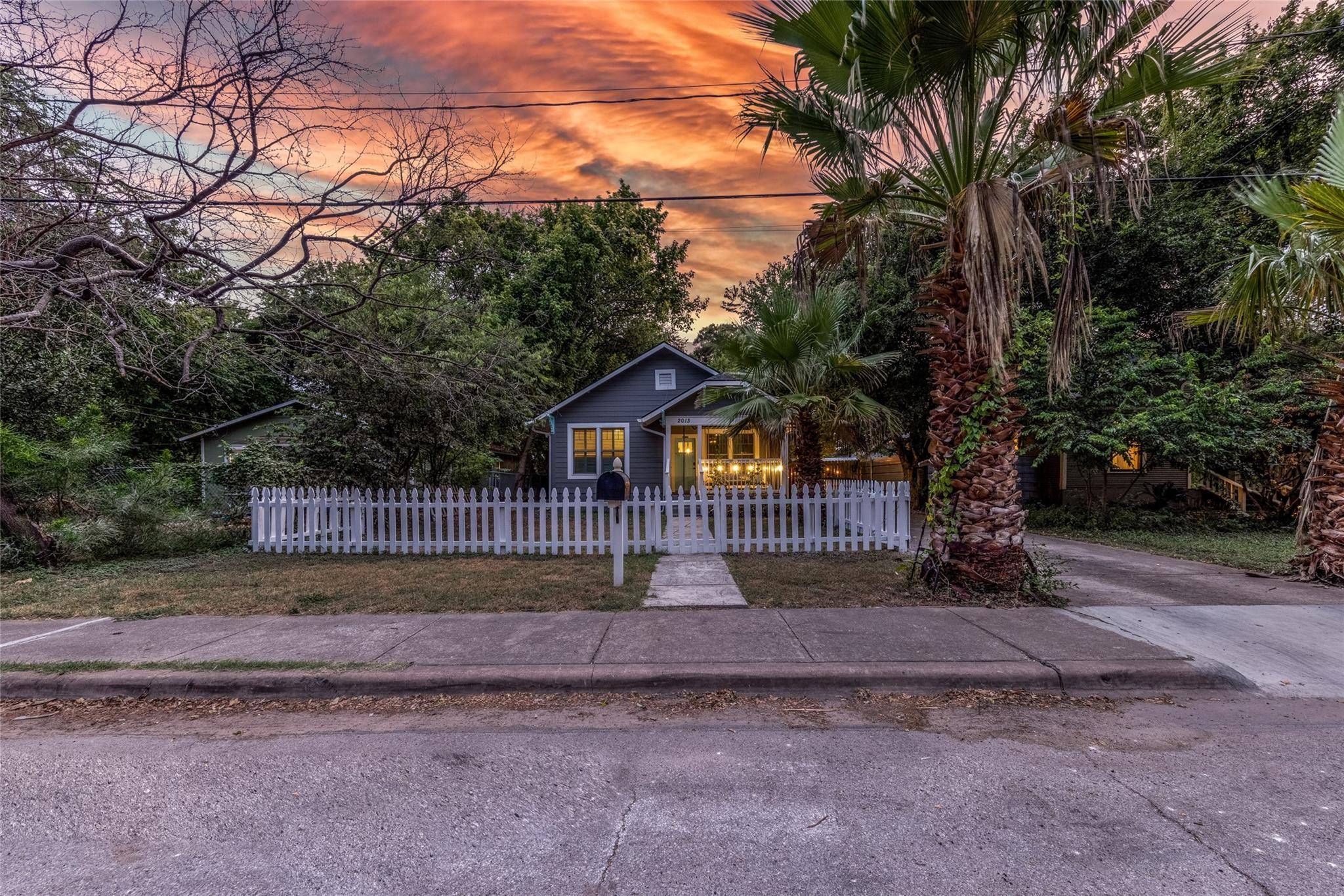 2013 Canterbury ST #A, Austin, TX 78702