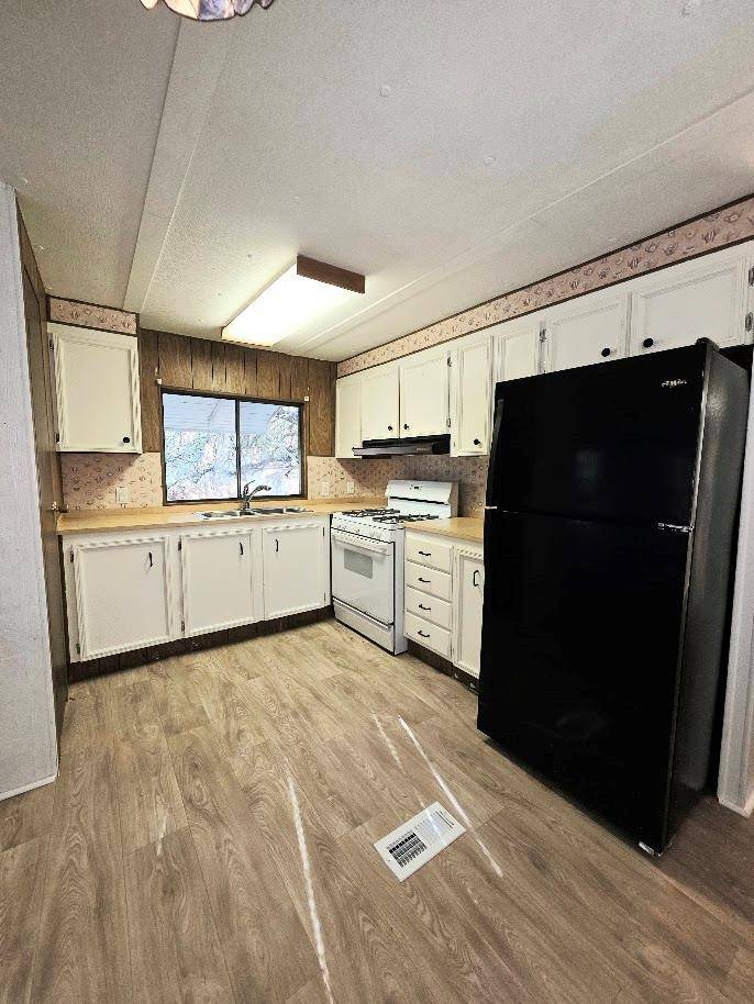 610 High Mesa DR, Wimberley, TX 78676