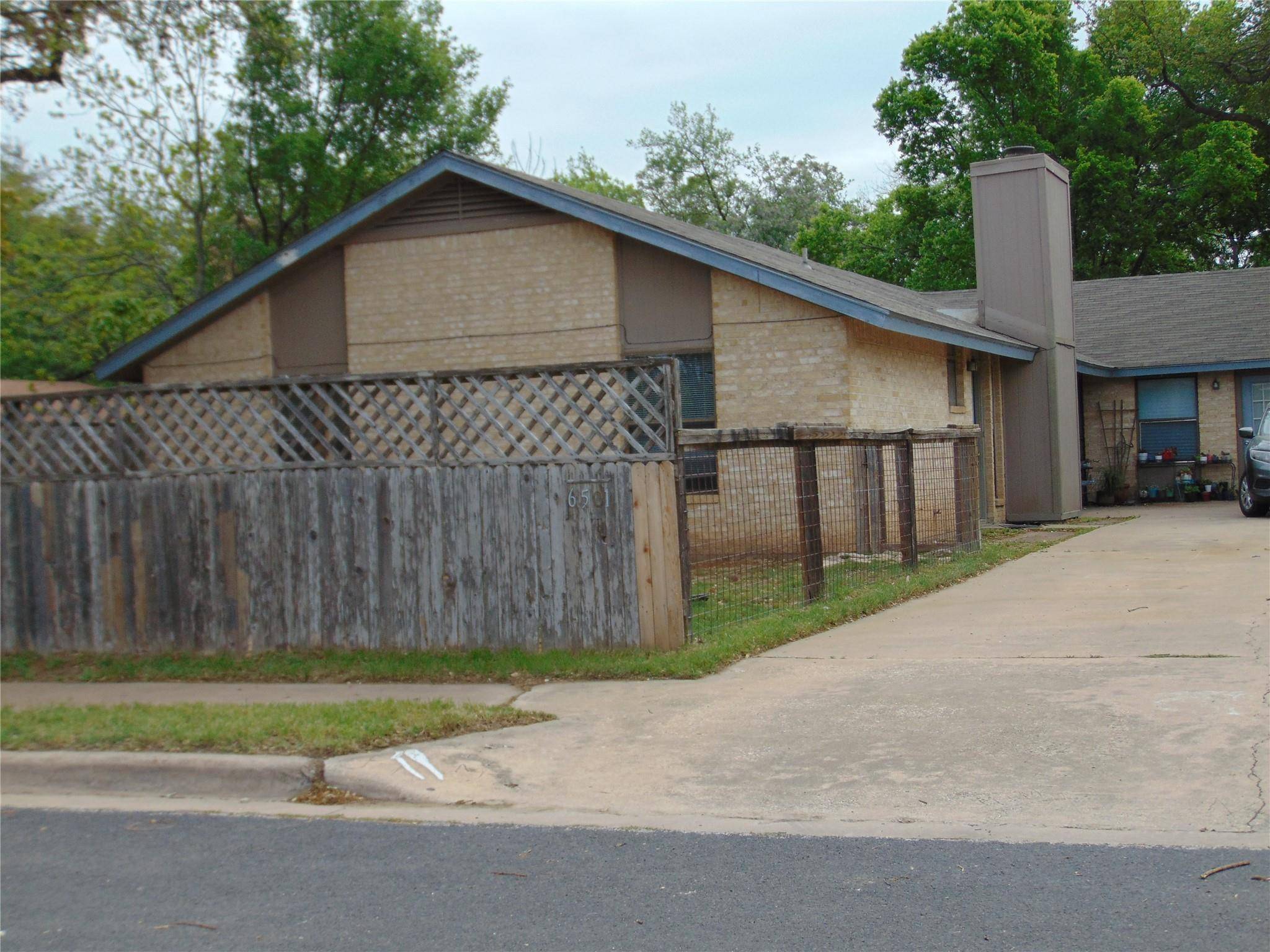 6501 Bradsher DR #A, Austin, TX 78745