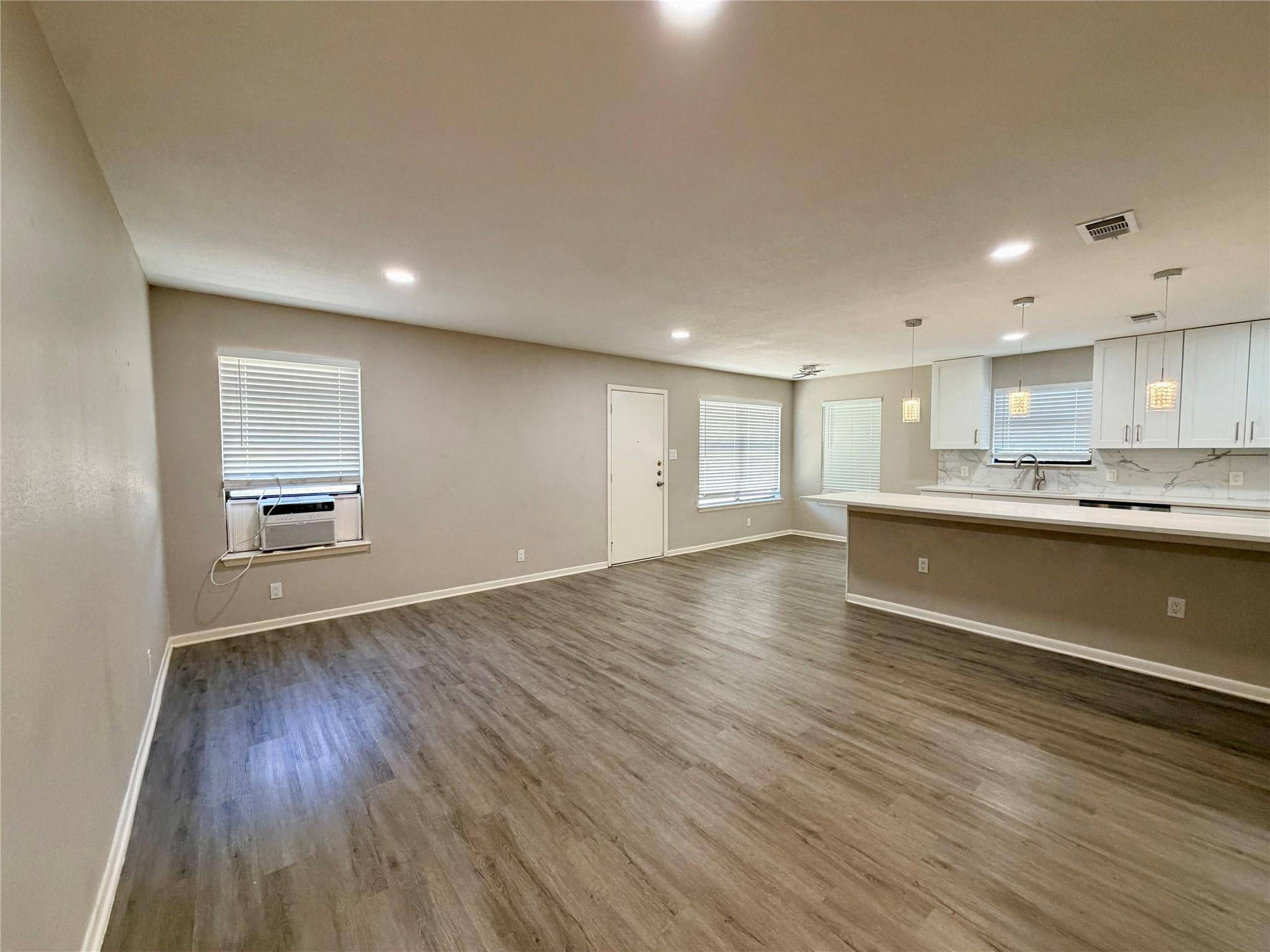 1403 Long Branch DR, Georgetown, TX 78626
