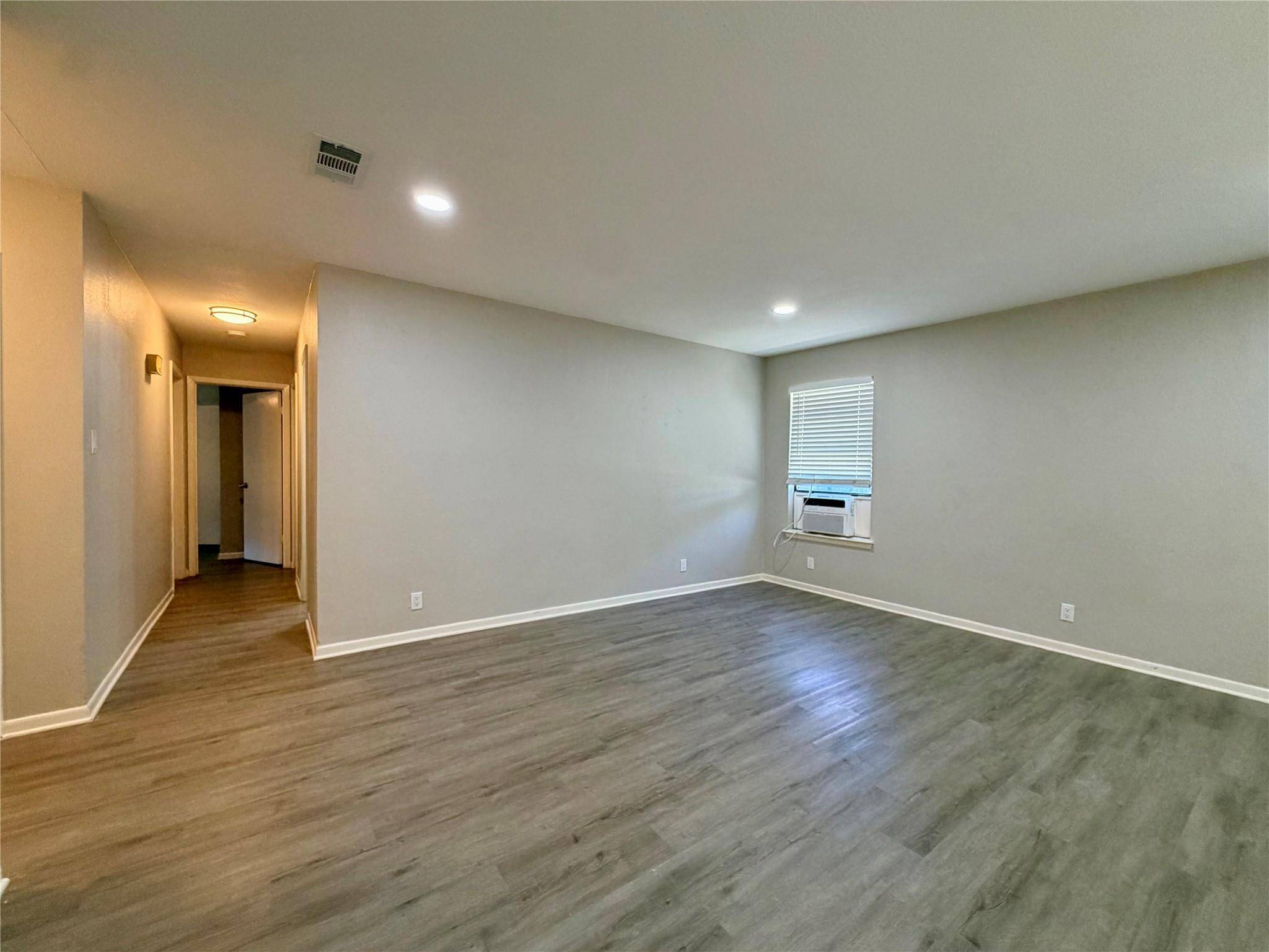 1403 Long Branch DR, Georgetown, TX 78626