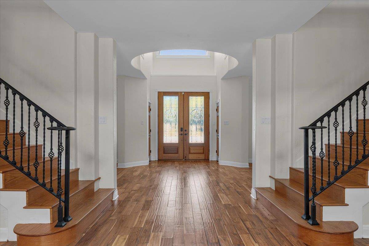 23600 Pedernales Canyon TRL, Spicewood, TX 78669