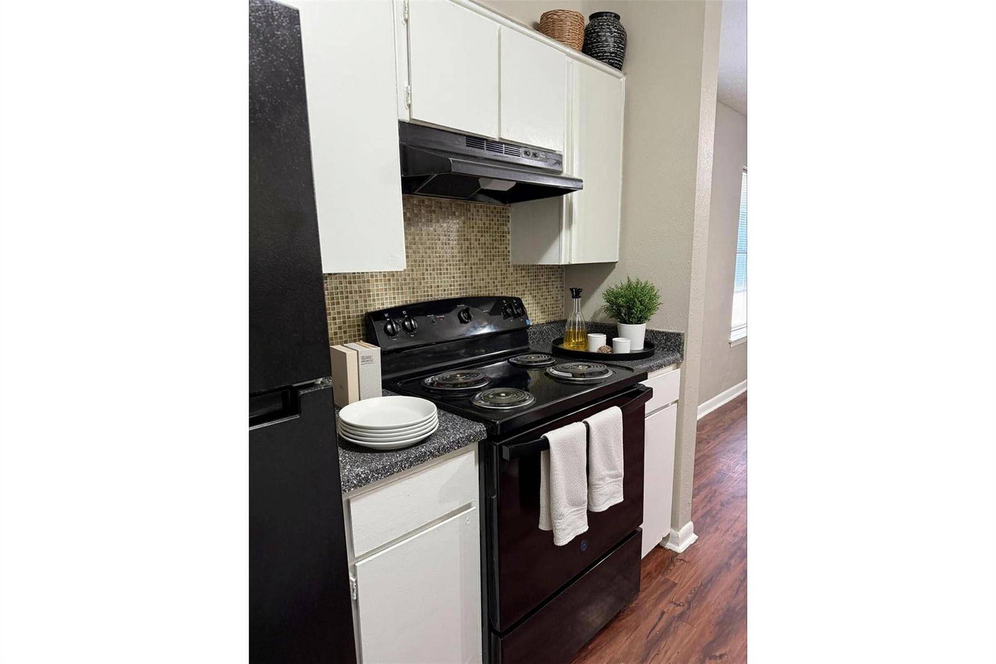 3001 Jane LN #102, Haltom City, TX 76117
