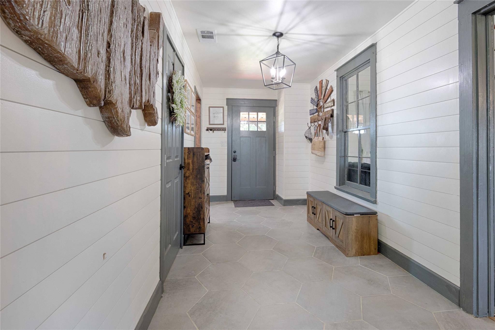 2666 County Road 247, Moulton, TX 77975