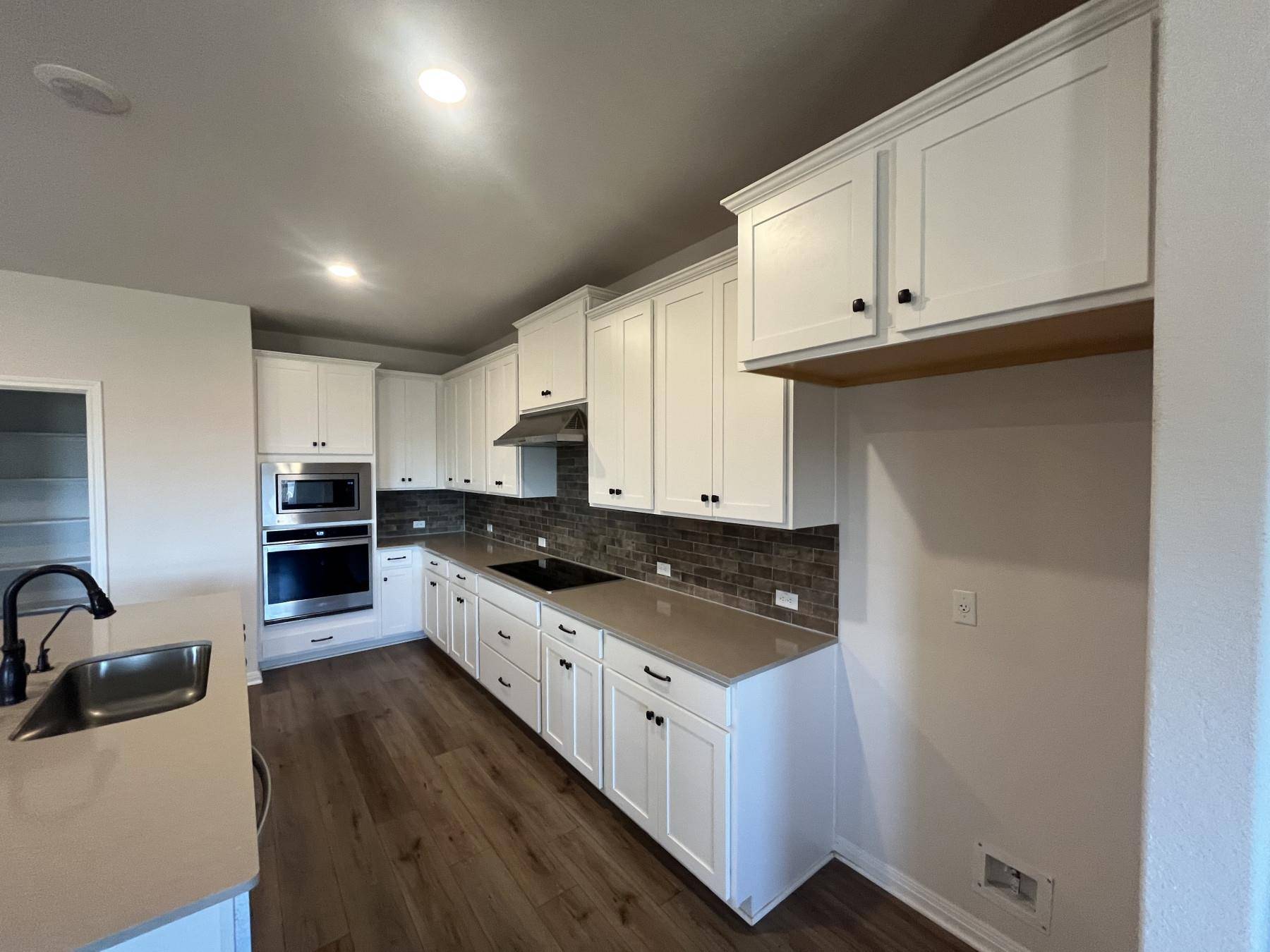 3008 Ottaviano WAY, Hutto, TX 78634