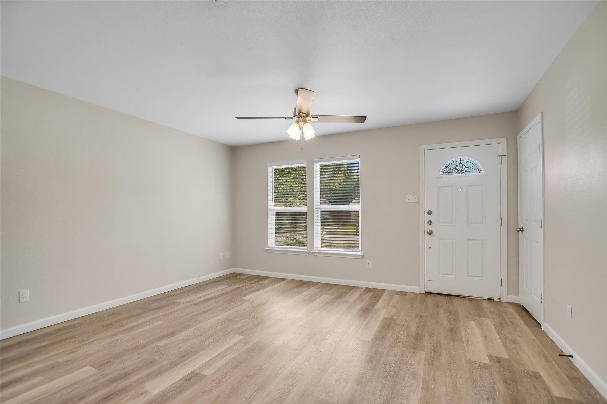 6026 Bluebell CIR, Austin, TX 78741