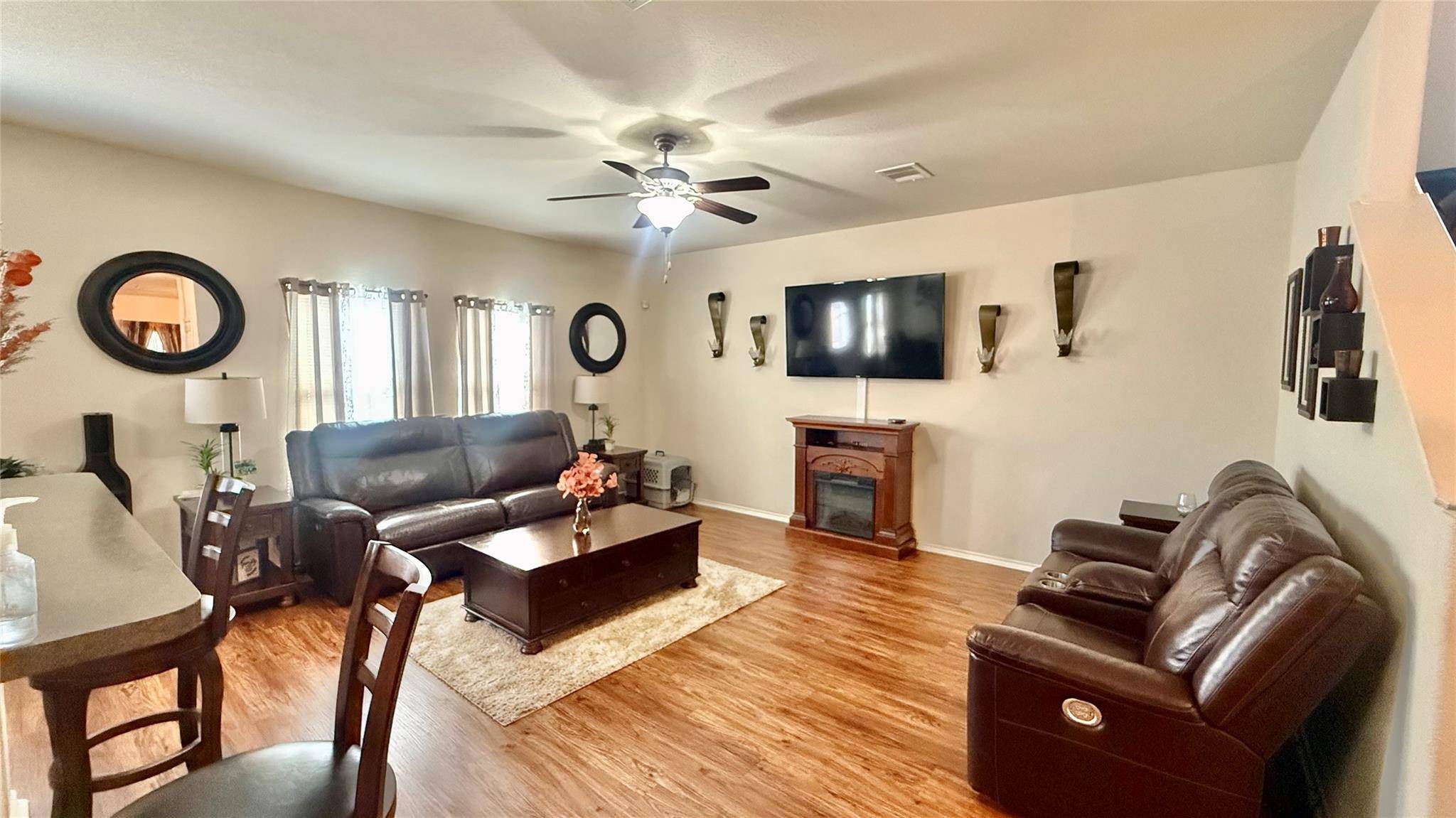 18309 Windtree LN, Elgin, TX 78621