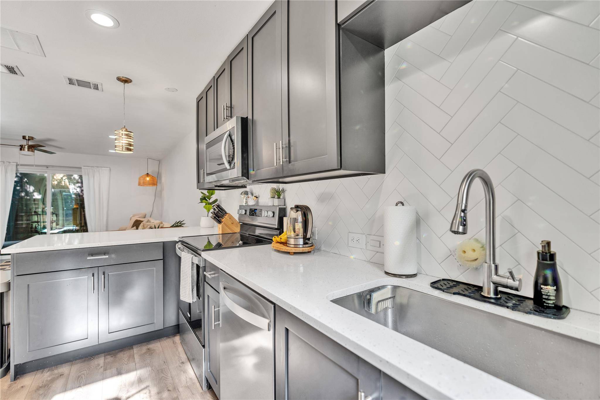 3808 Southway DR #103, Austin, TX 78704