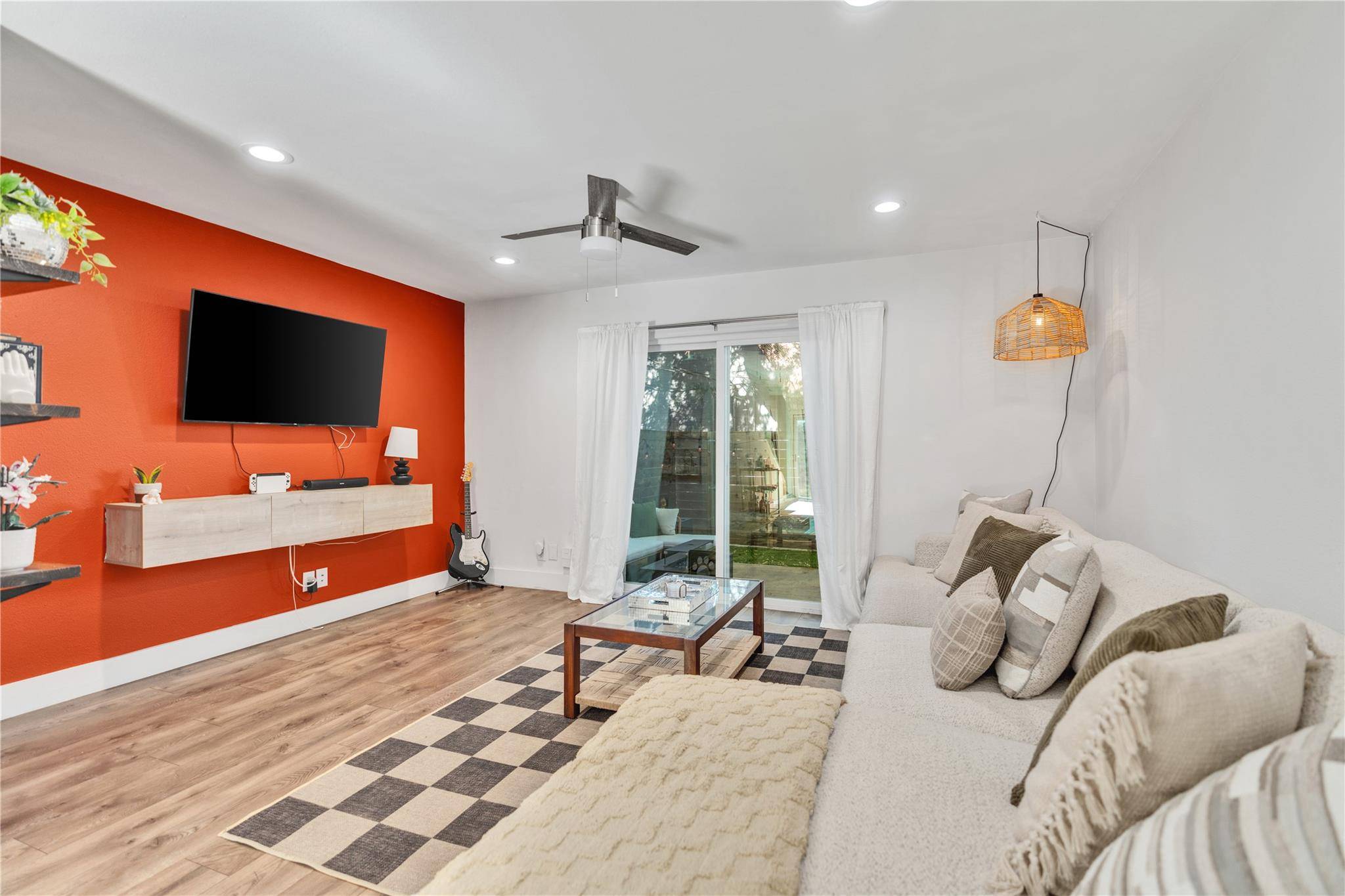 3808 Southway DR #103, Austin, TX 78704