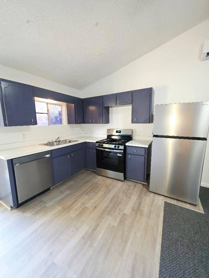 100 Quail Run RD #5, Martindale, TX 78655