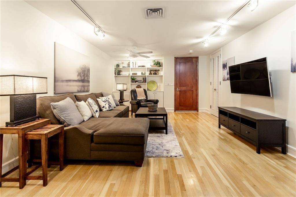 901 W 9th ST #315, Austin, TX 78703