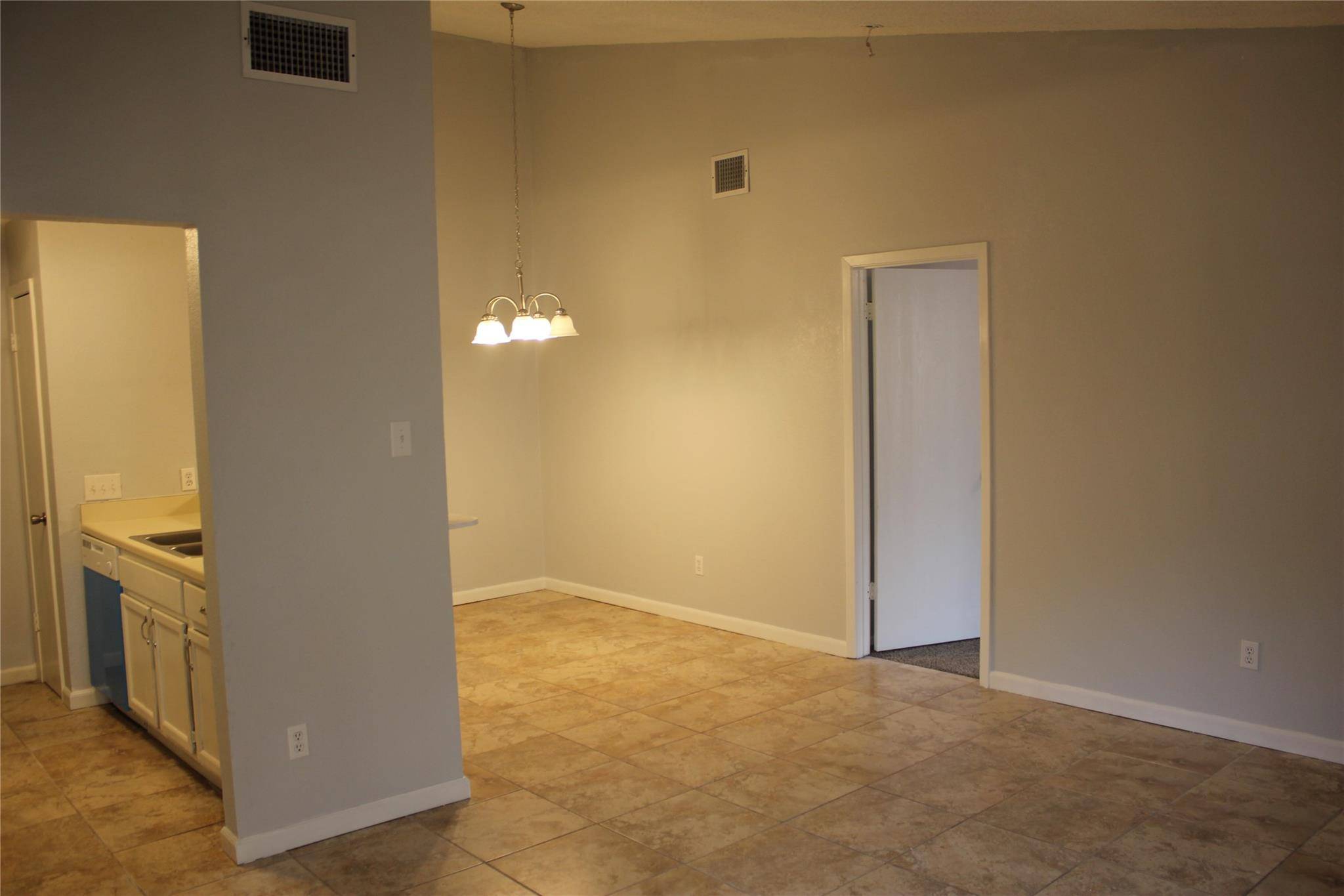 504 Sierra CV #504, Round Rock, TX 78664