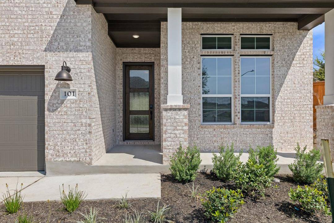 101 McDougall Pass, Liberty Hill, TX 78642