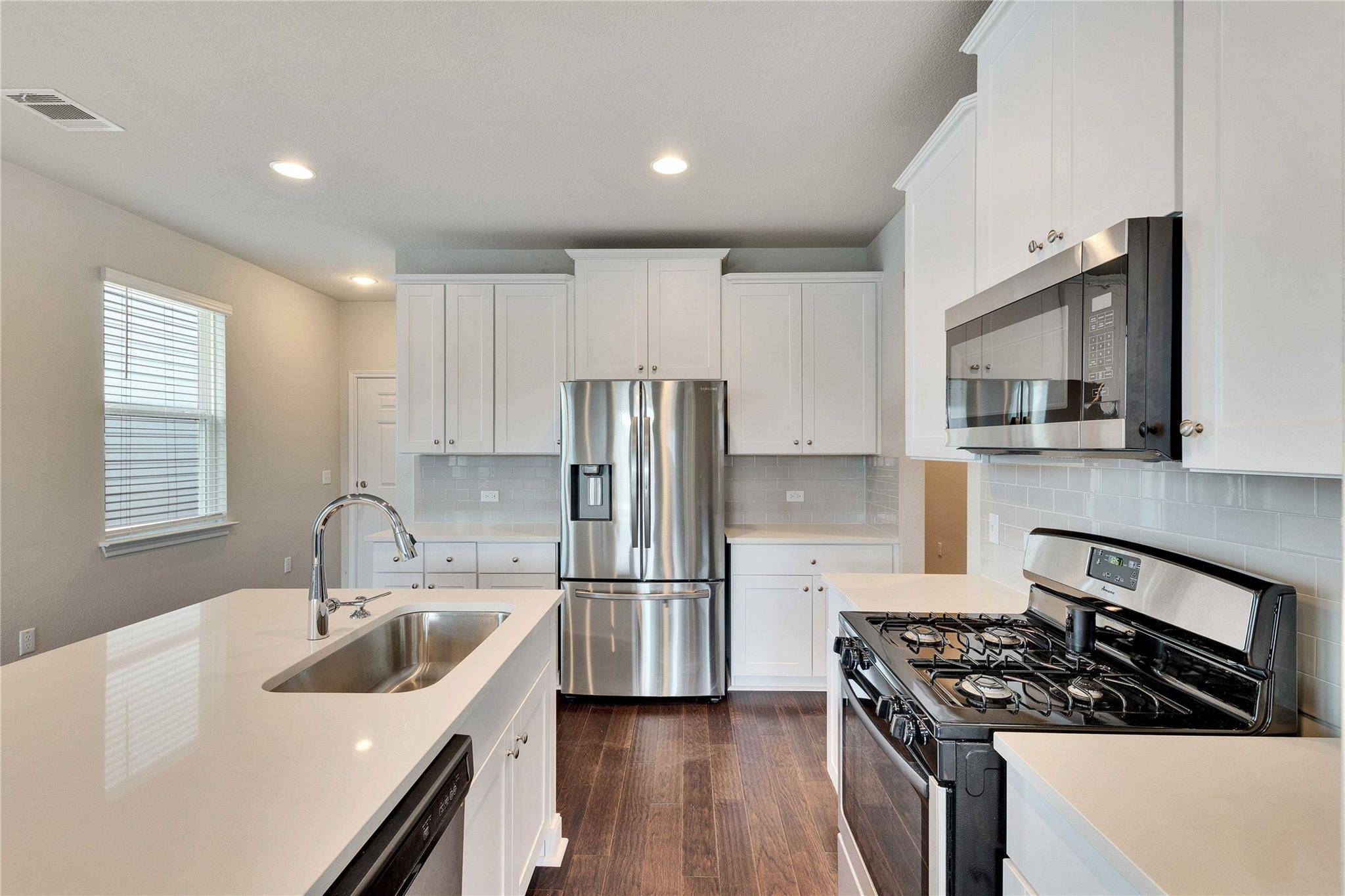 12121 Cimaizon DR, Austin, TX 78725