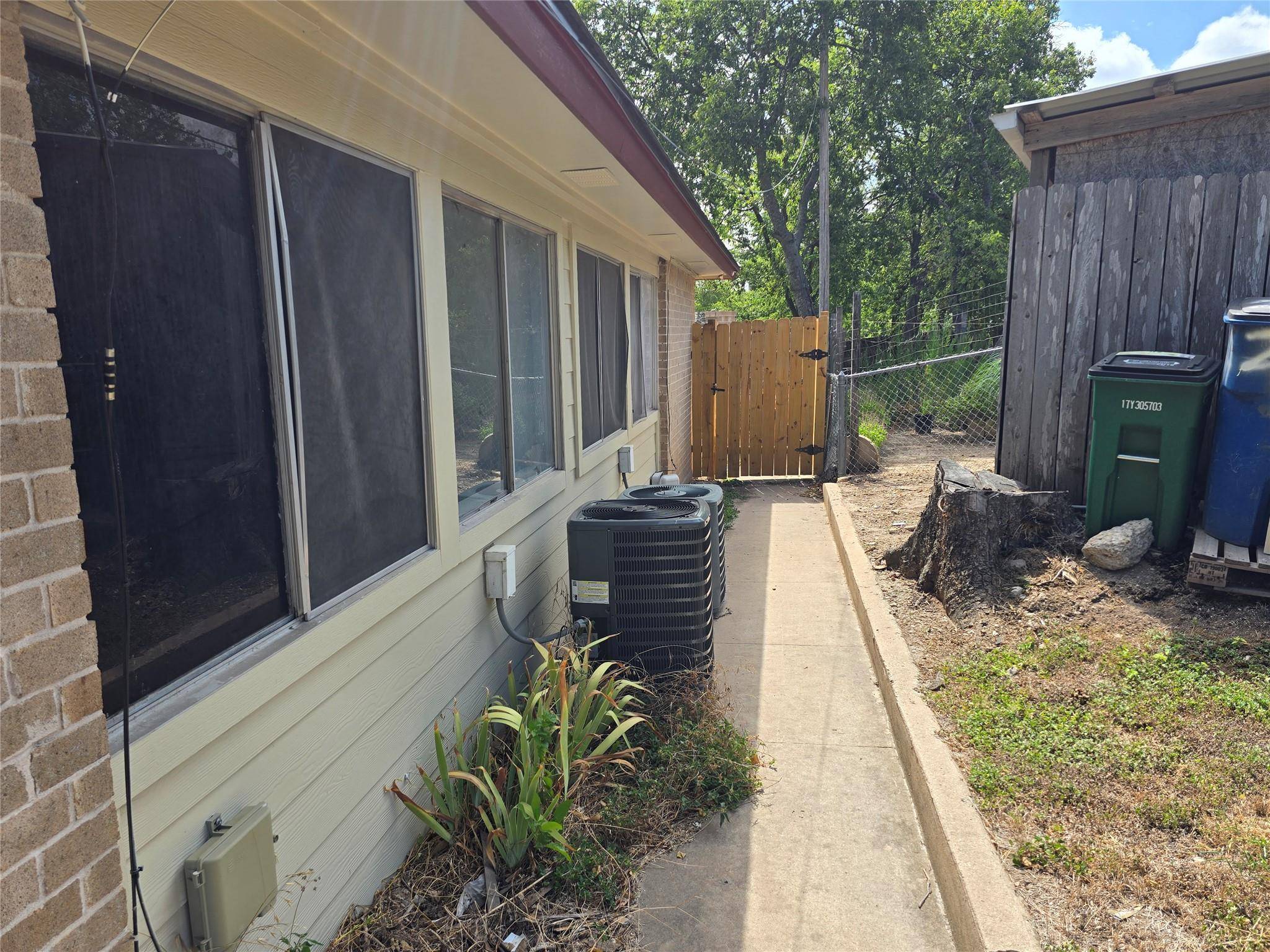 202 Northcrest CIR #D, Austin, TX 78752