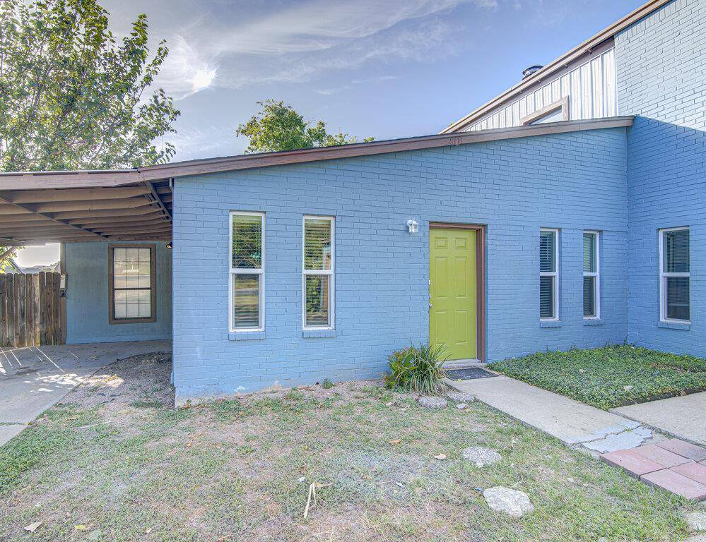 1807 Briar Hill DR #A, Austin, TX 78741