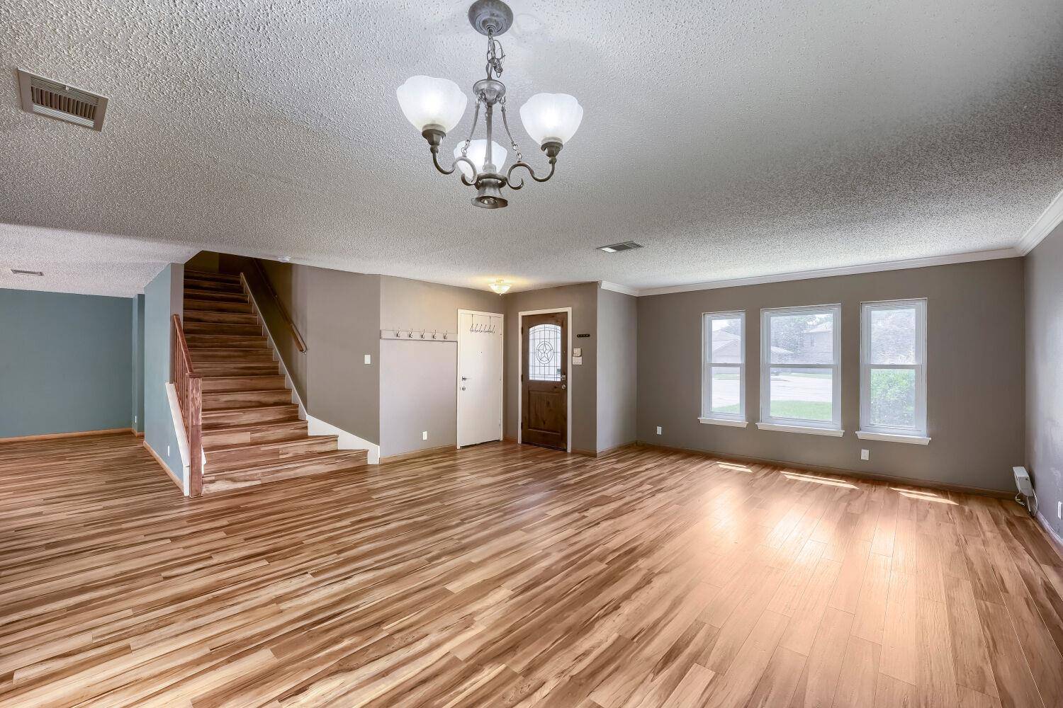1407 Bullhill CV, Cedar Park, TX 78613