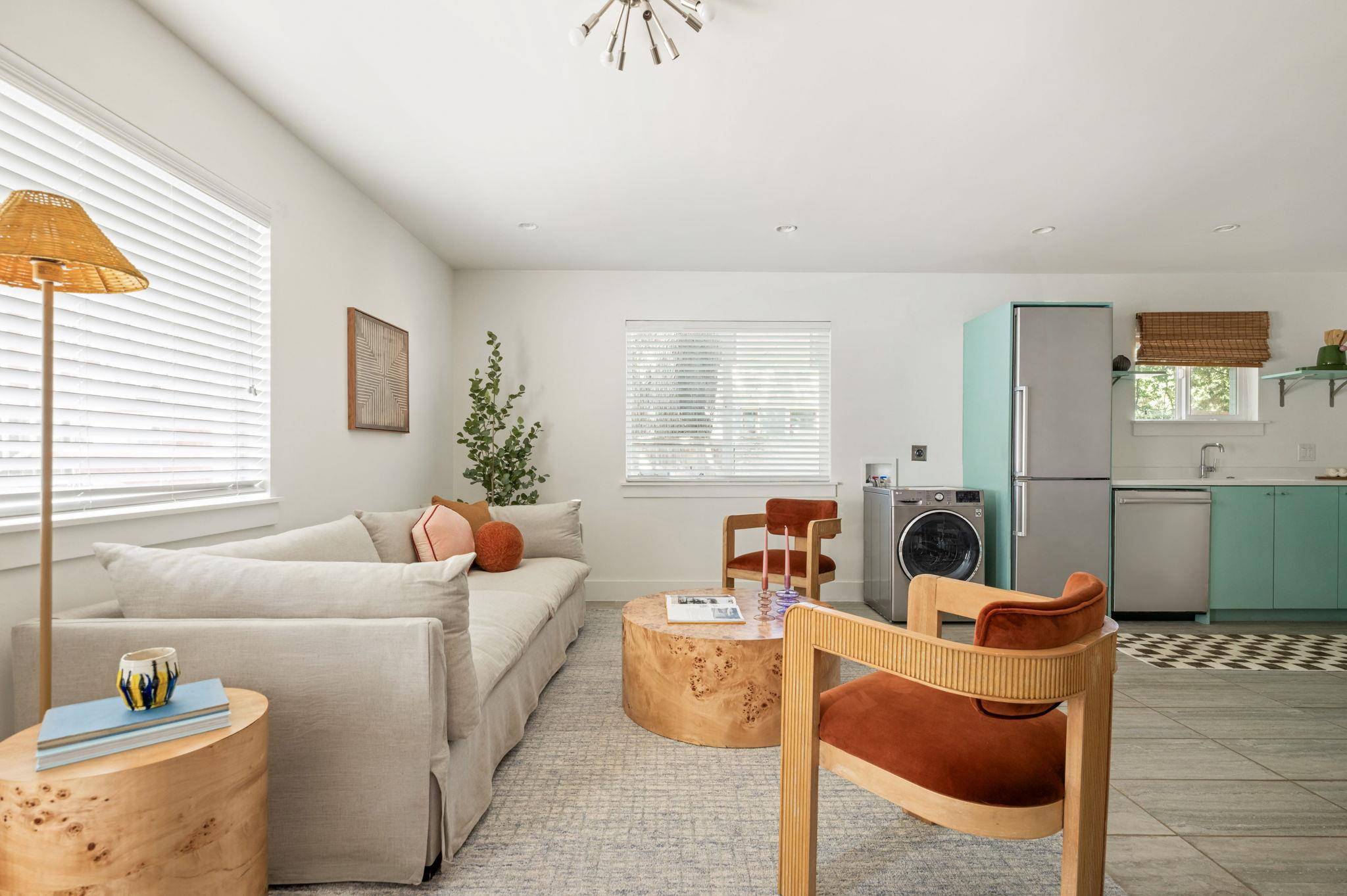 1208 Enfield RD #104, Austin, TX 78703
