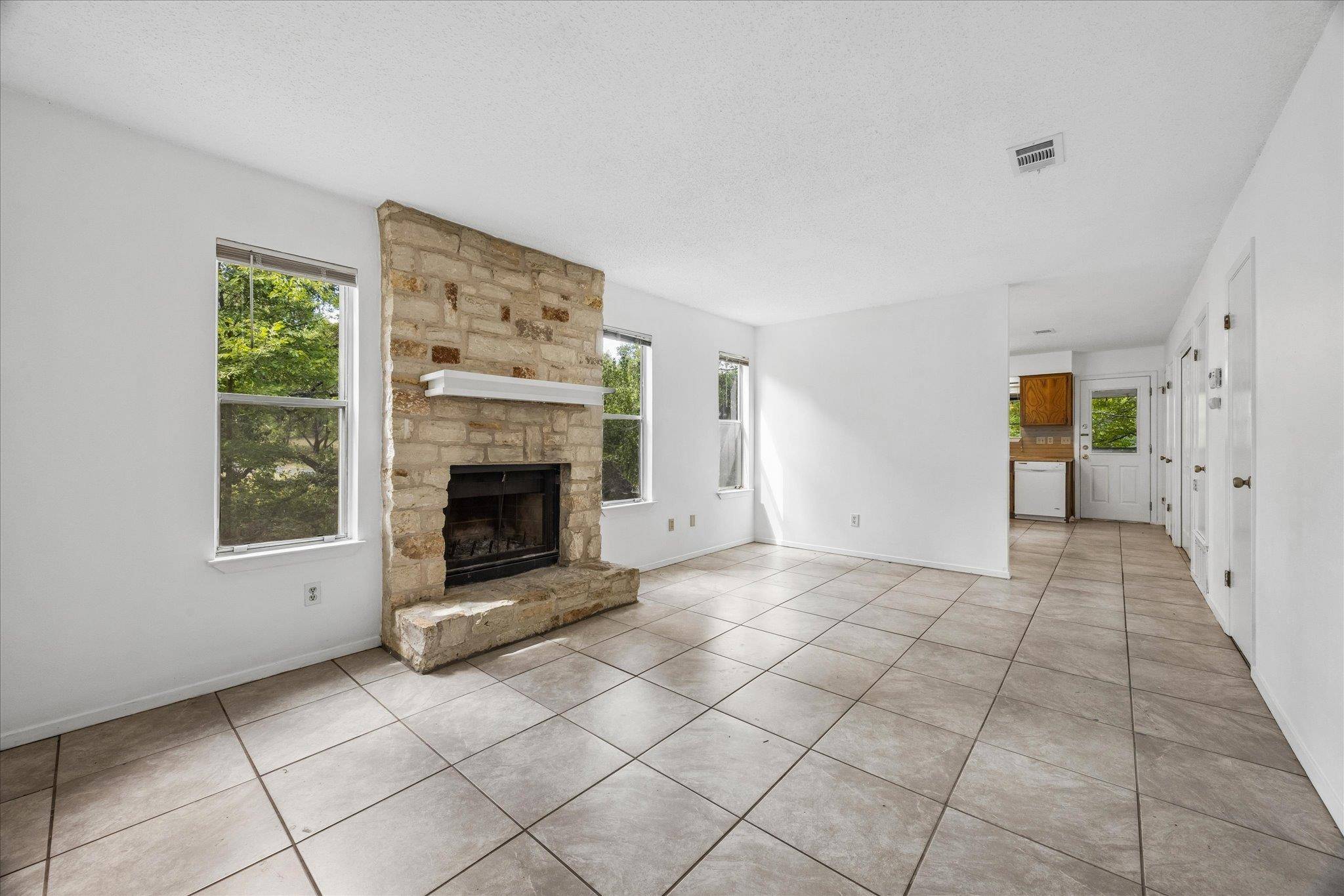 8202 Mescalero DR #A, Austin, TX 78736