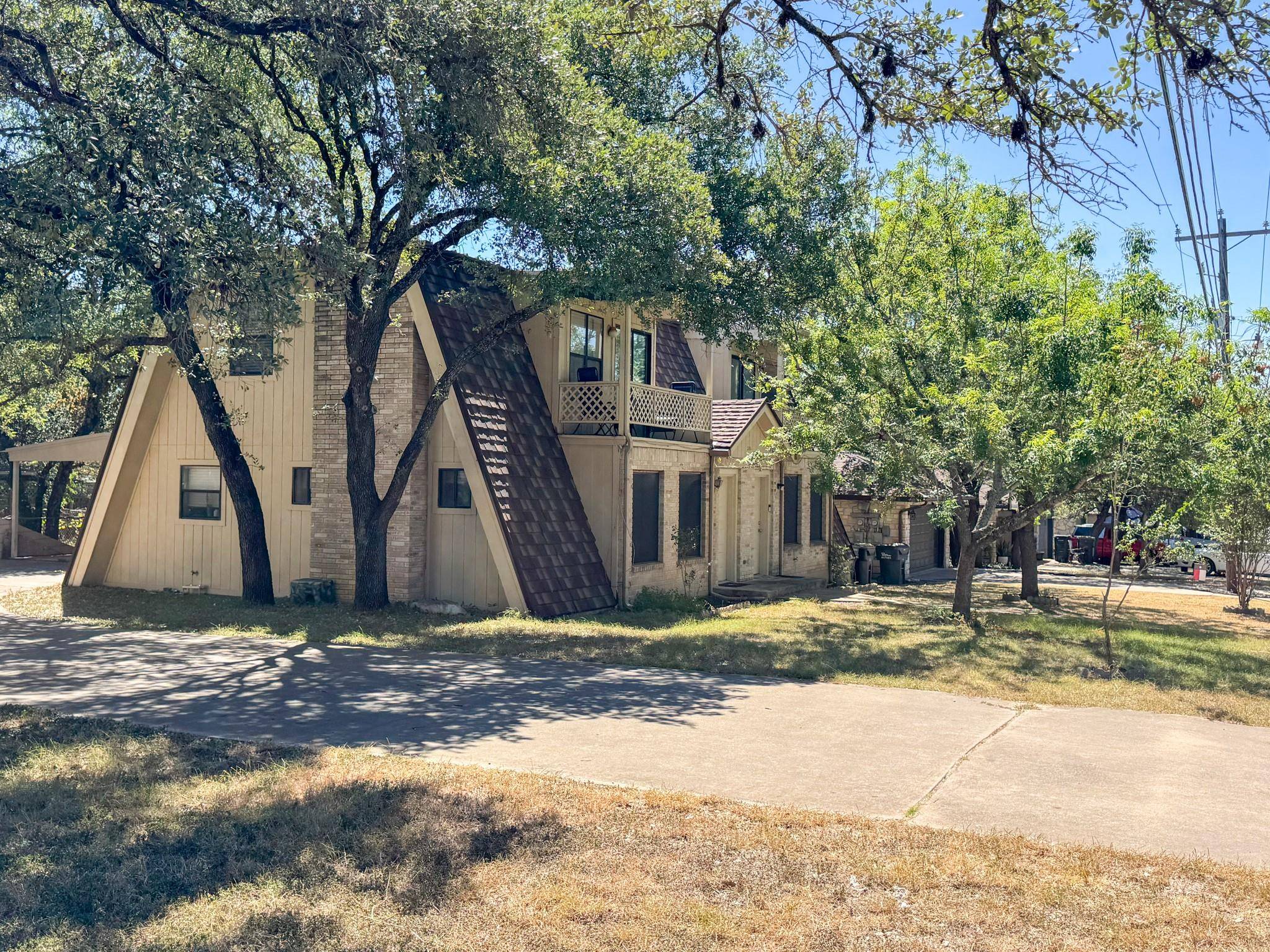 3705 Rocky Hollow TRL #A&B, Georgetown, TX 78628