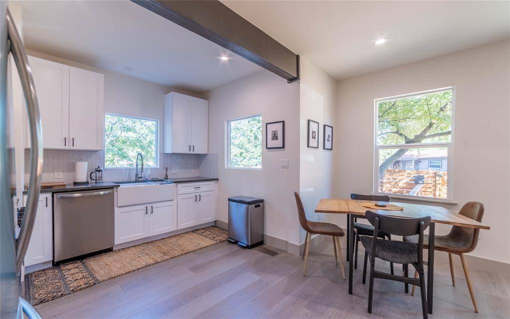 3007 E 14 1/2 ST #Unit B, Austin, TX 78702