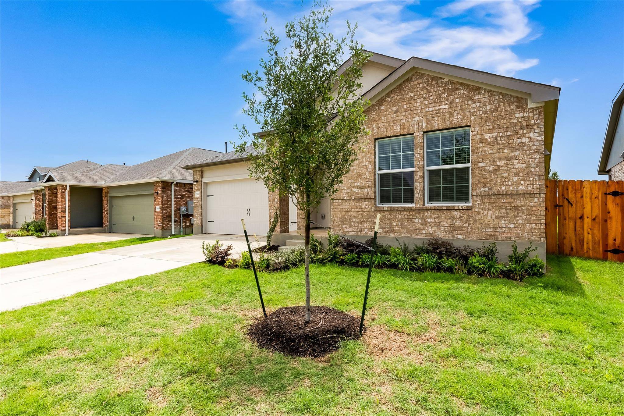 2000 Gilmer WAY, Leander, TX 78641