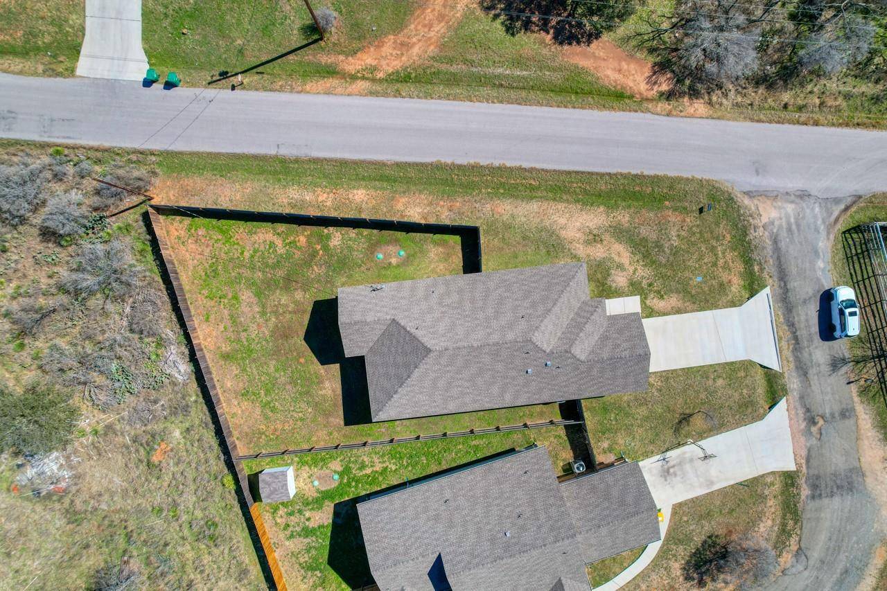 1516 Stonecrests DR, Granite Shoals, TX 78654