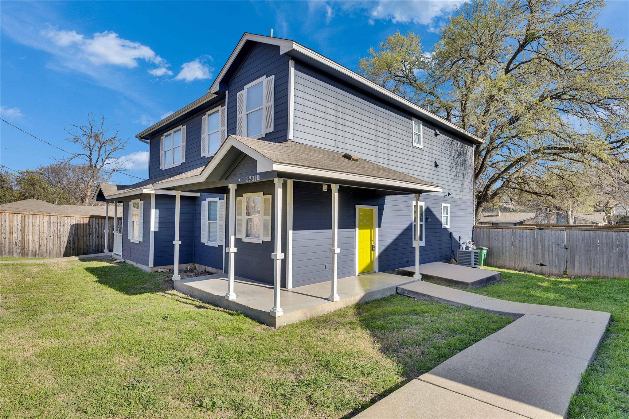 3201 Jack Cook DR #B, Austin, TX 78723
