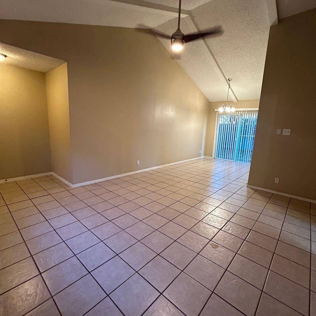 7208 Creekside DR #C, Austin, TX 78752