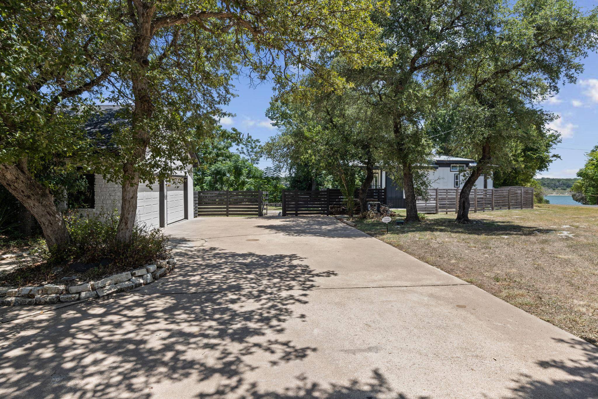 349 Arrowhead Point RD, Belton, TX 76513