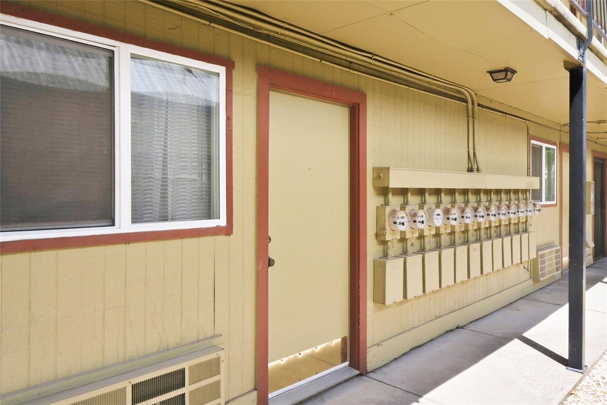400 W 34th ST #012345678900 - Unit 104, Austin, TX 78705