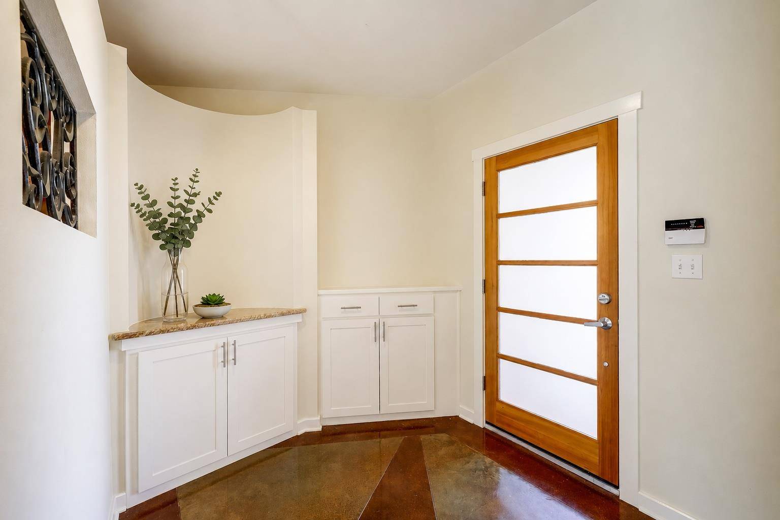 209 Park LN #A, Austin, TX 78704