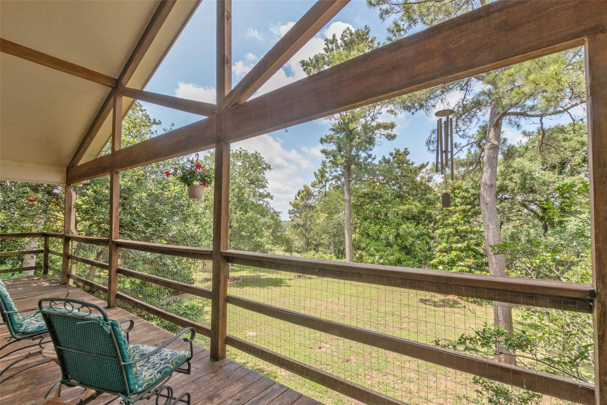 9997 Calhoun RD, Bryan, TX 77808