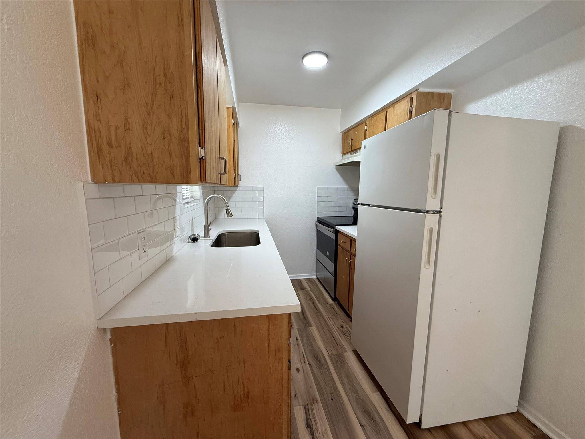 1009 Alex ST #A, Lockhart, TX 78644