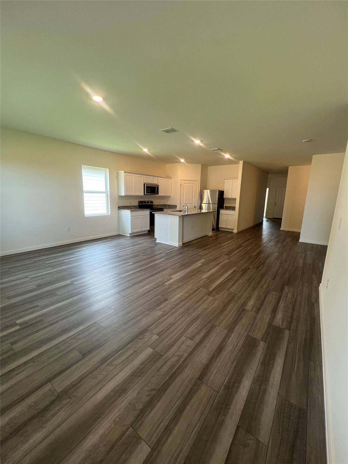 341 Sieders St. ST, Taylor, TX 76574