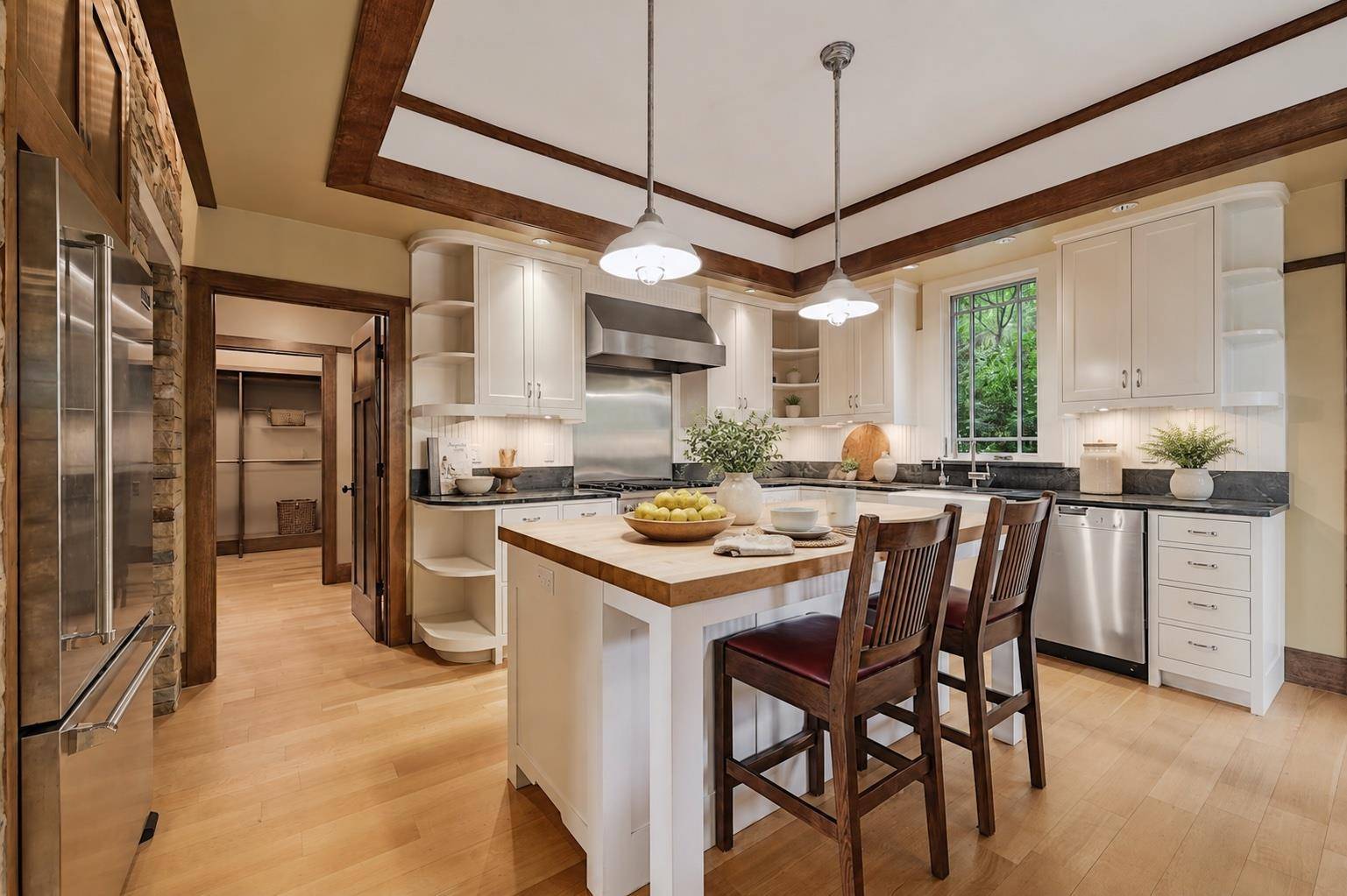 307 Laurel Valley RD, West Lake Hills, TX 78746