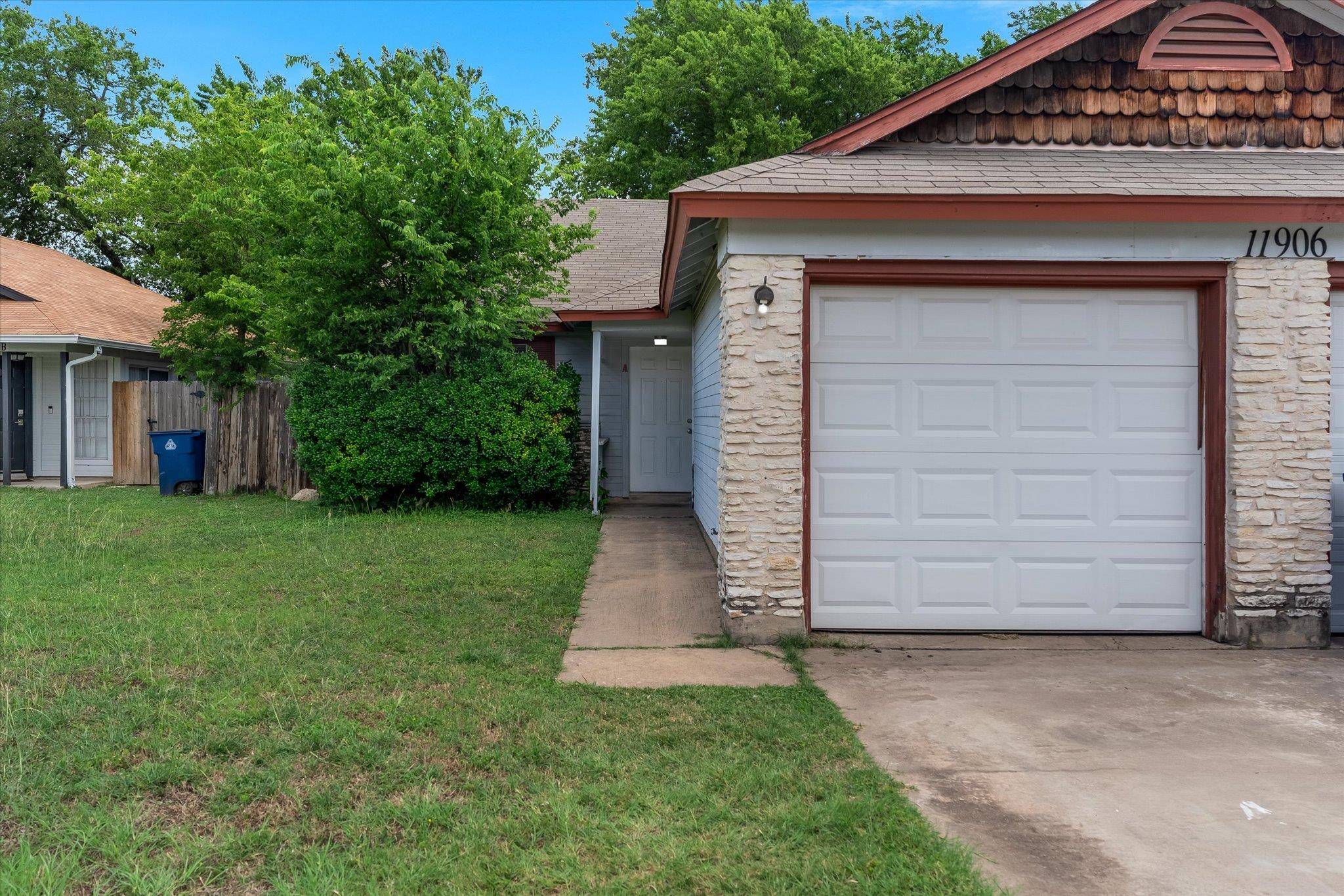 11906 Sunhillow BND #A, Austin, TX 78758