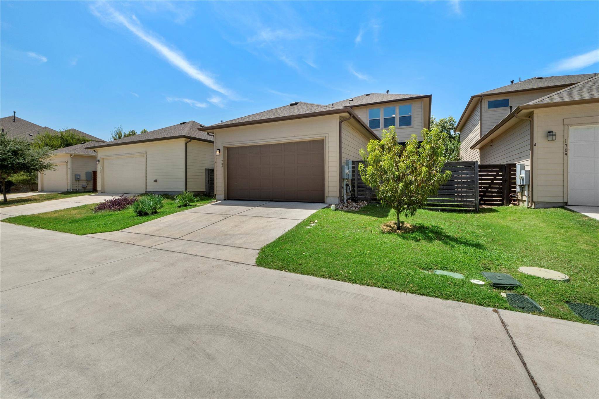 1709 Lawrence ST, Austin, TX 78741
