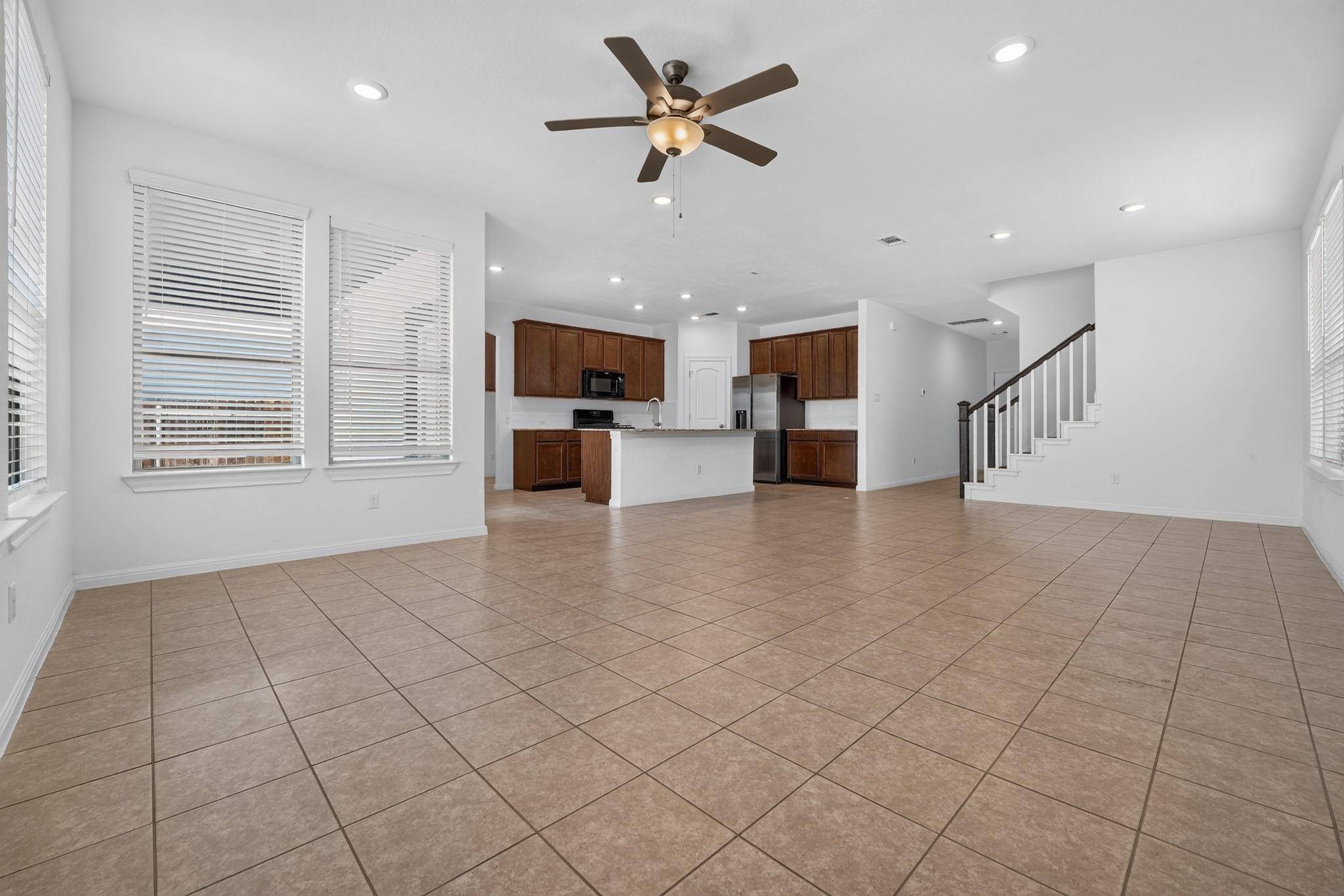 221 Sand Lily LN, Georgetown, TX 78626