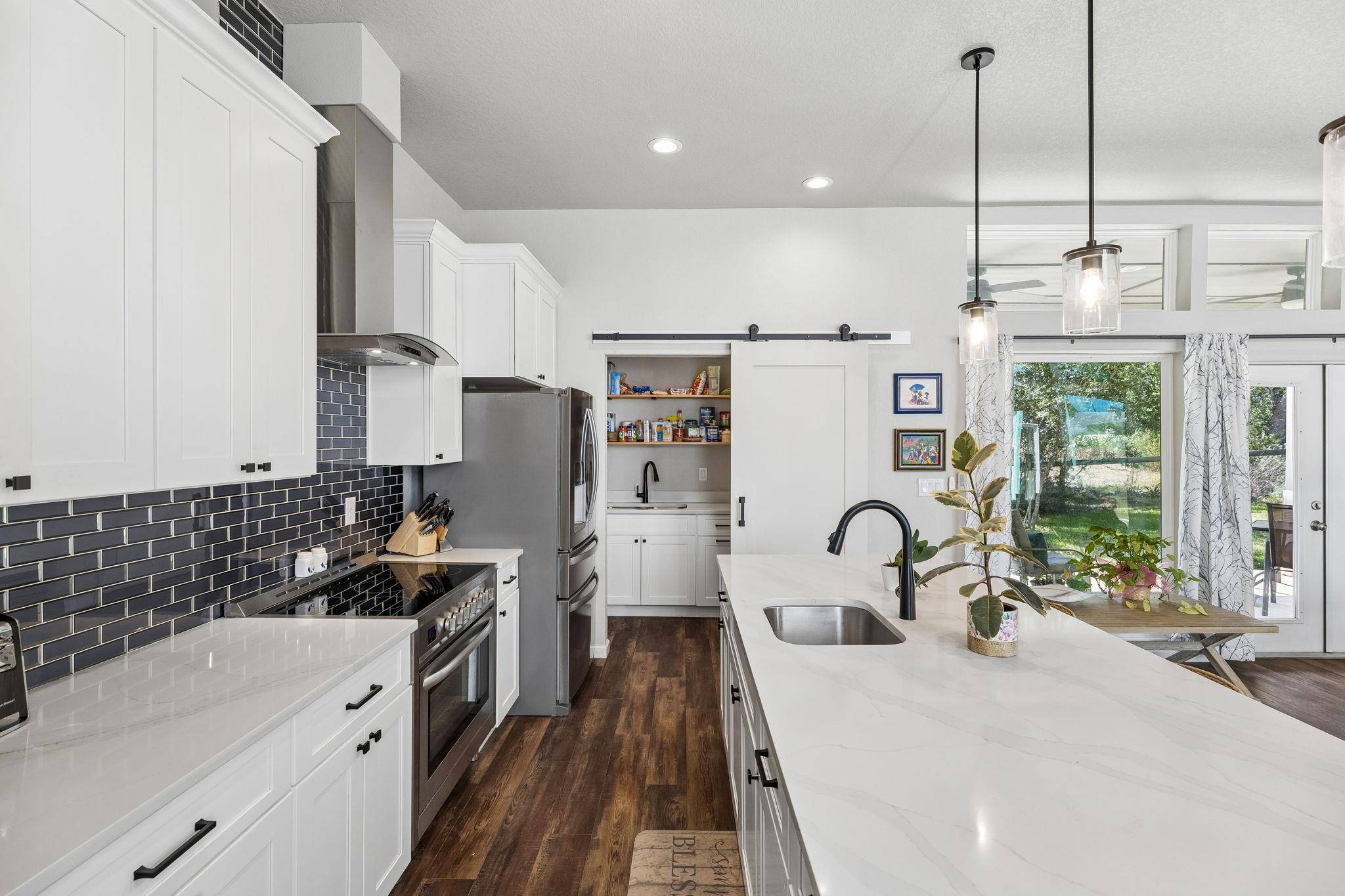 103 Hans Bell, Blanco, TX 78606