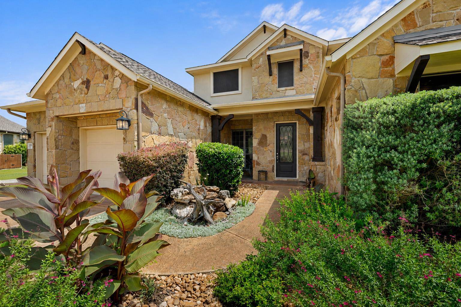 219 GRANT CANNON LN, Austin, TX 78738