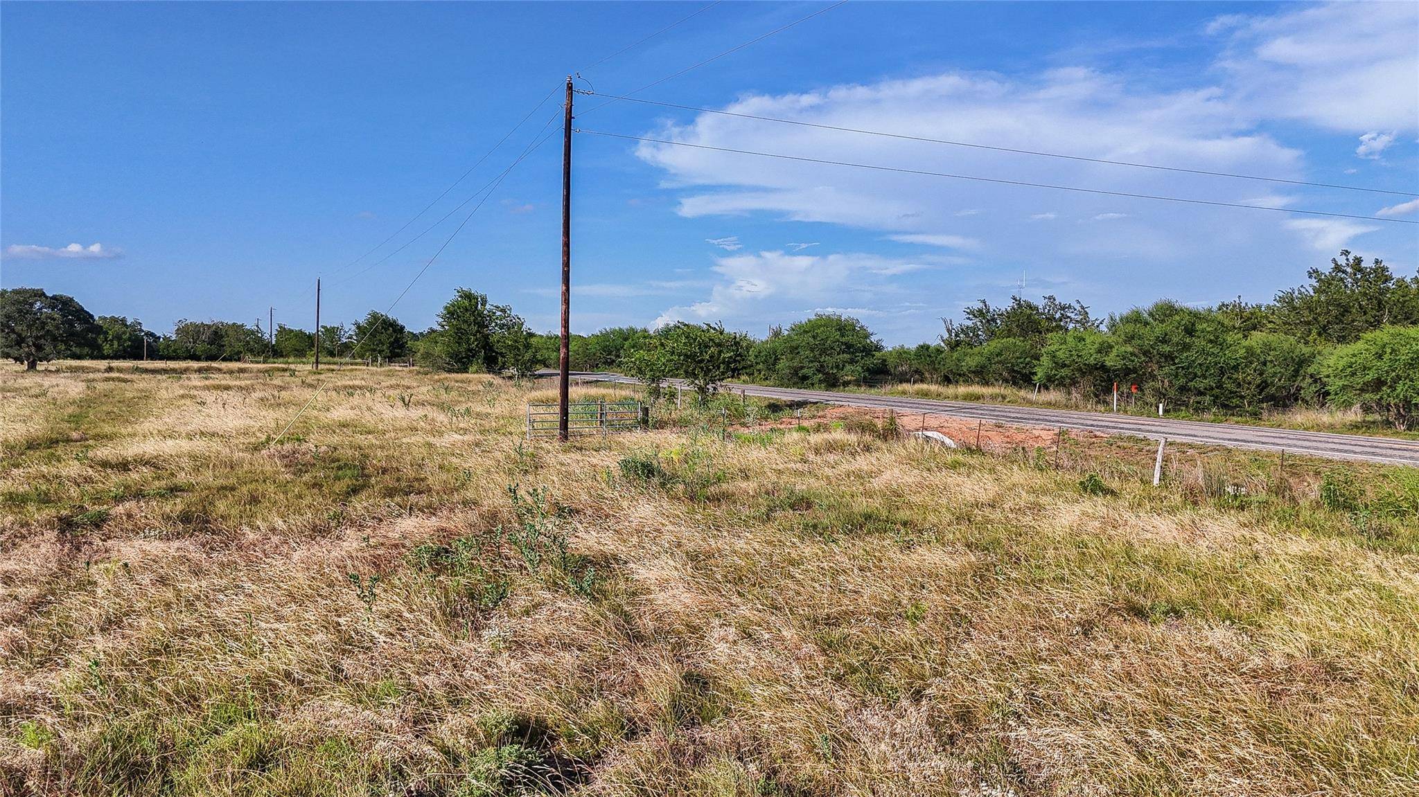 2179 E Highway 237, Round Top, TX 78954
