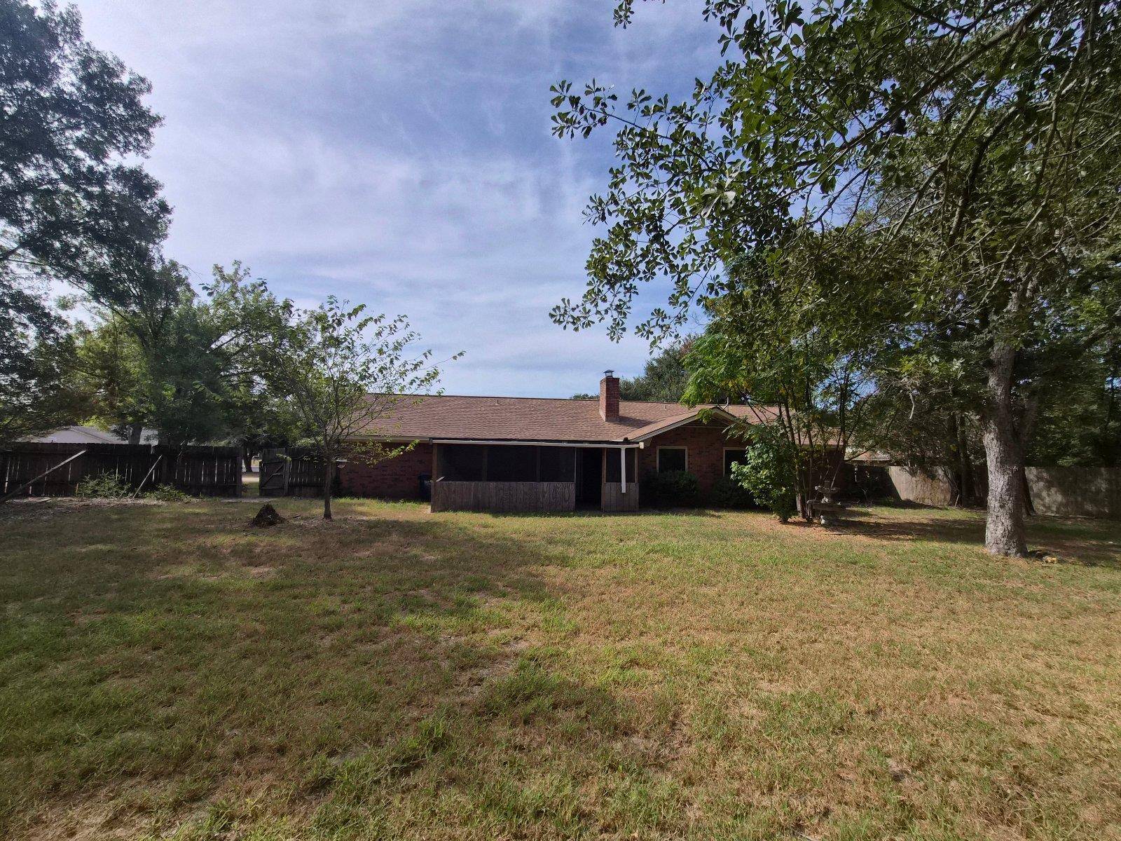 1502 Okelley RD, Rockdale, TX 76567