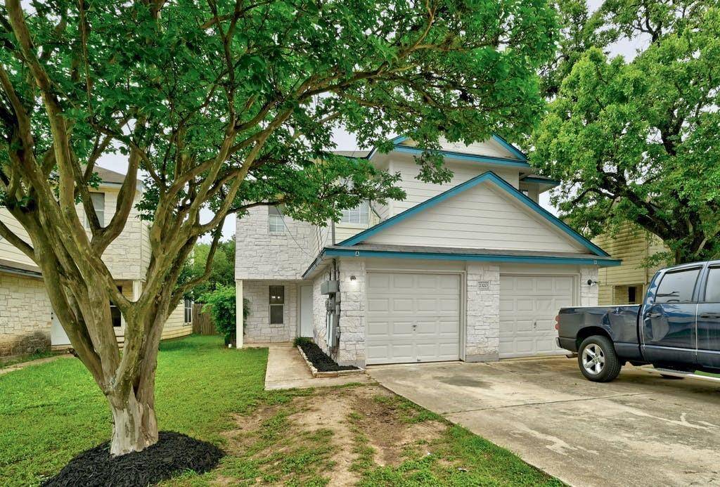 2320 Riddle RD #A, Austin, TX 78748