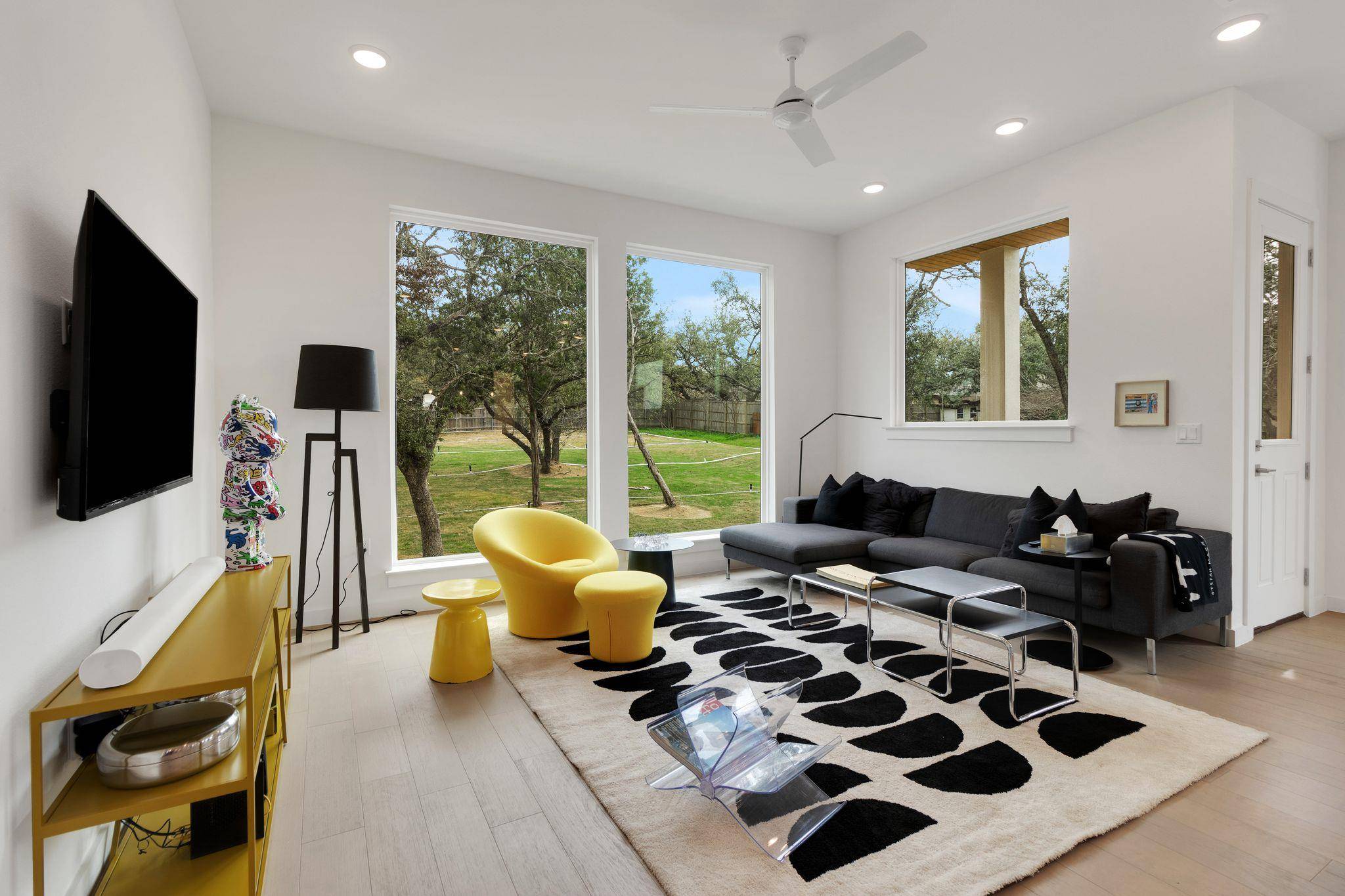 6819 Wolfcreek PASS #22, Austin, TX 78749
