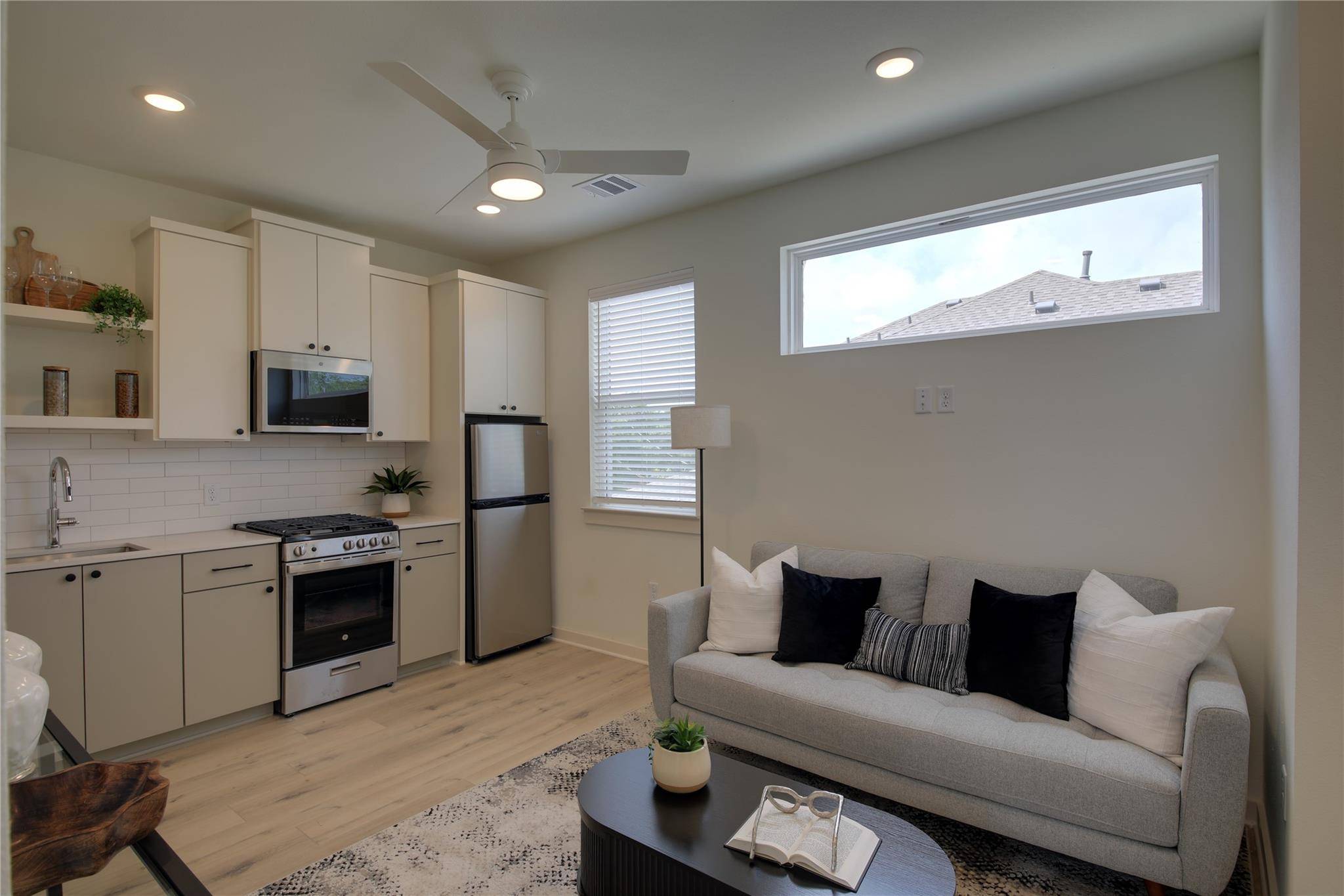 7208 Providence Ave #2, Austin, TX 78752