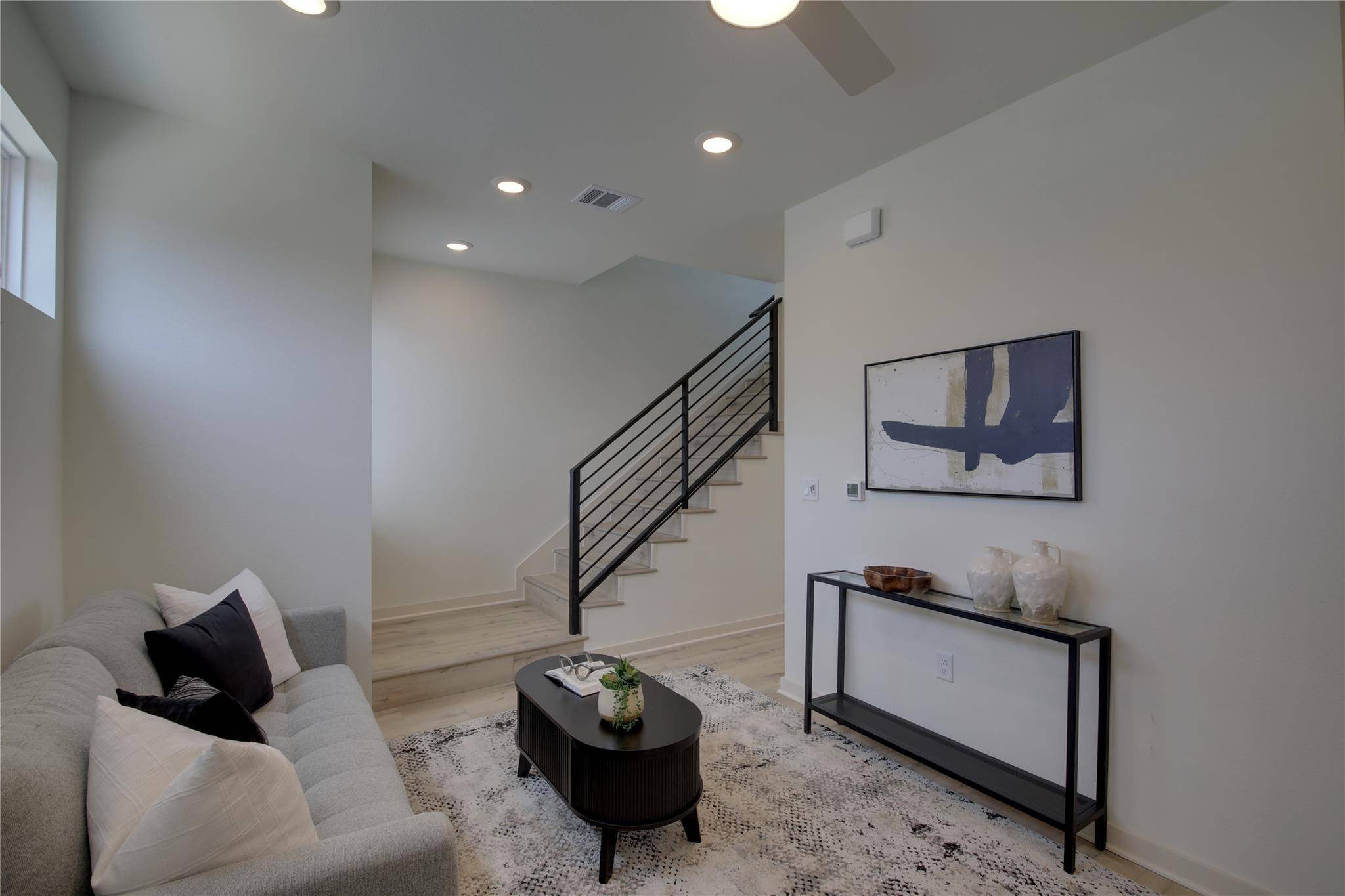 7208 Providence Ave #2, Austin, TX 78752