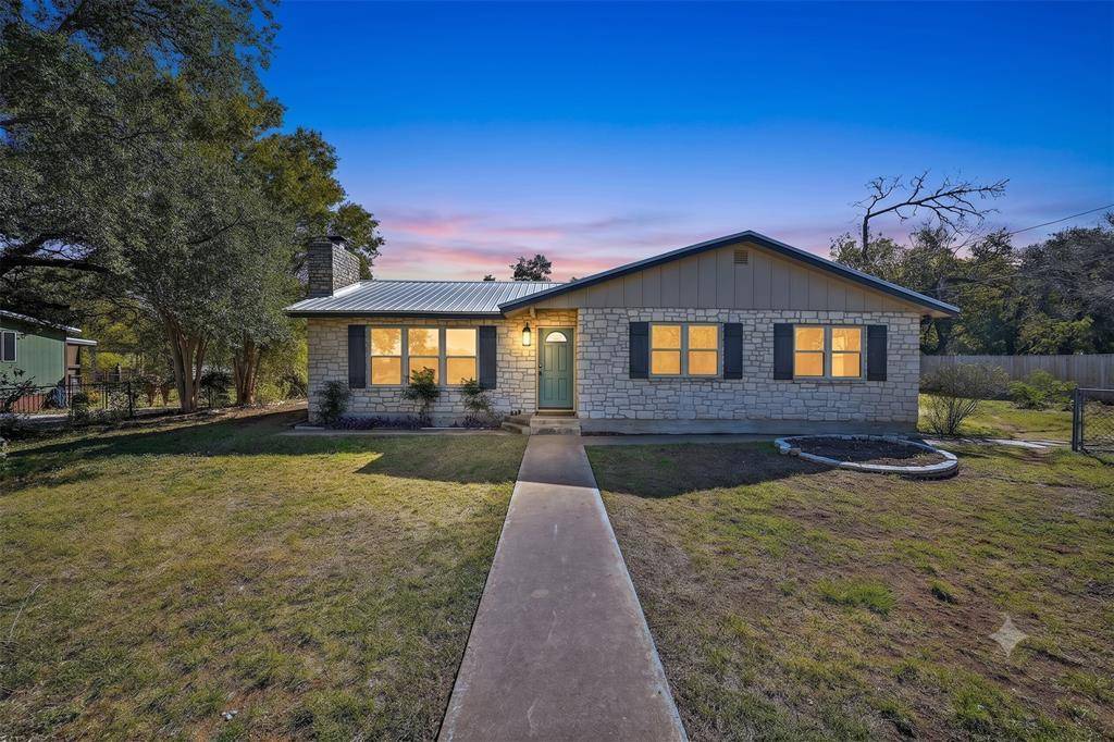 551 N Grange ST, Bertram, TX 78605
